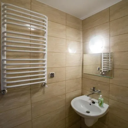 Hotell Dom Pszczelarza W Kamiannej Łabowa